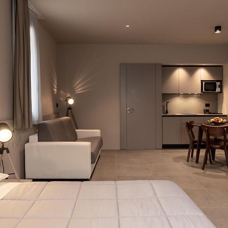 Amare Suite & Apartments Белларія-Іджеа-Марина Екстер'єр фото