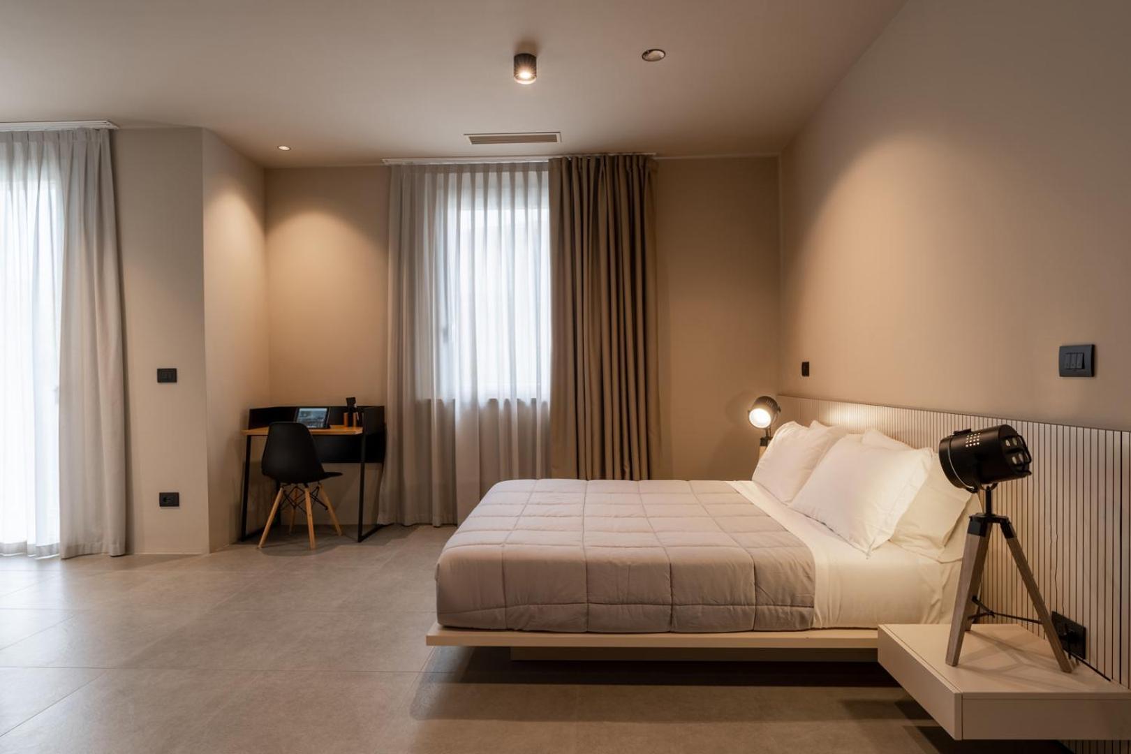 Amare Suite & Apartments Белларія-Іджеа-Марина Екстер'єр фото